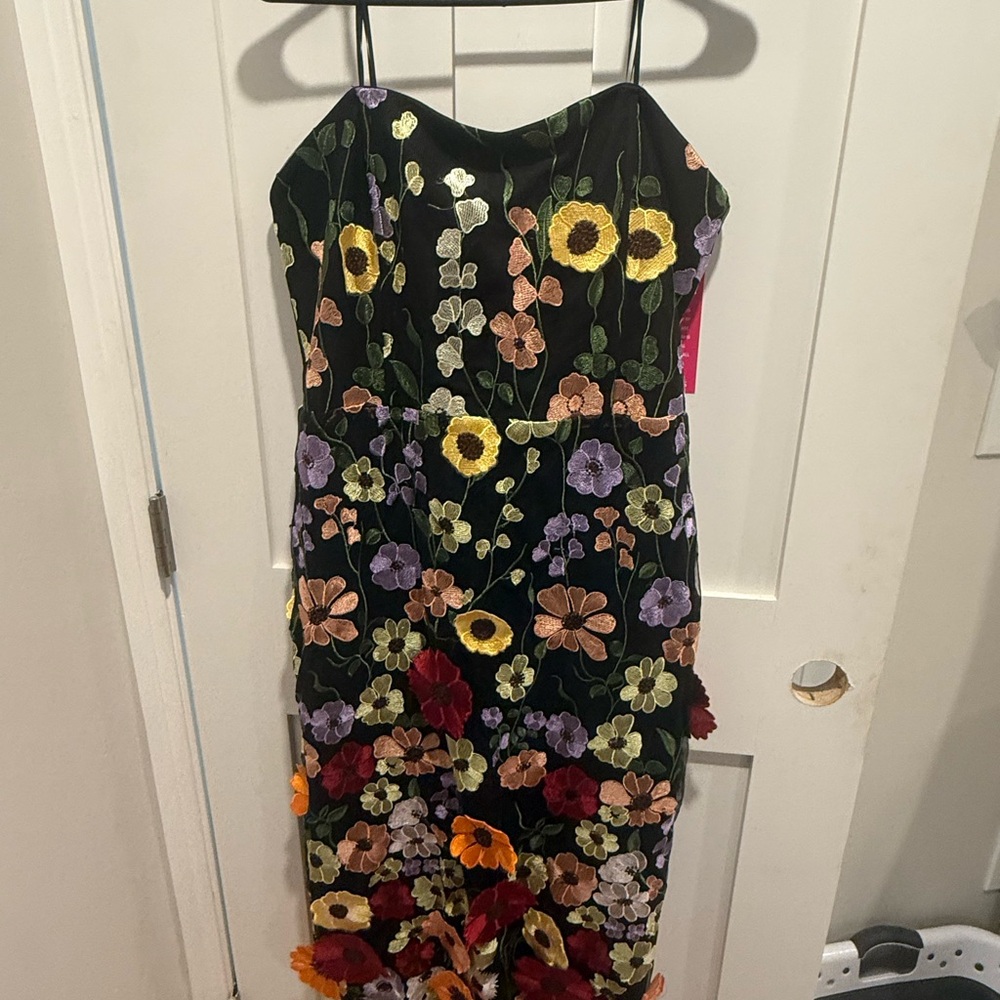 XL Dillards Adeline Rae Floral Embroidered Black Dress